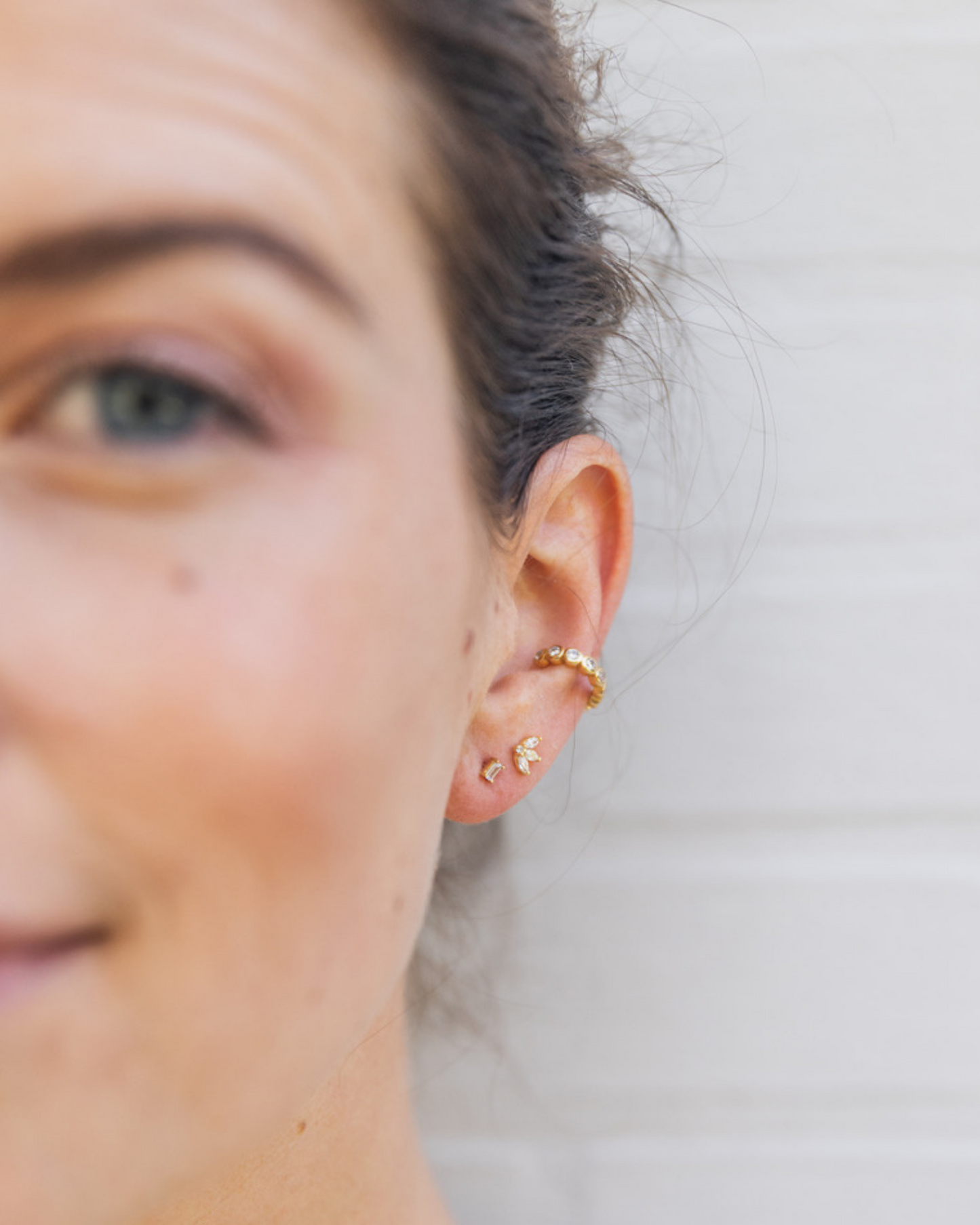 Earring mini lotus