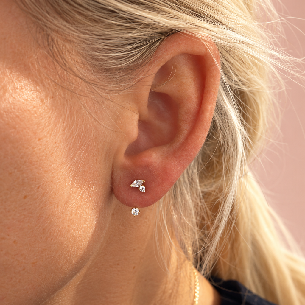 Earring Stud Arc Marquise